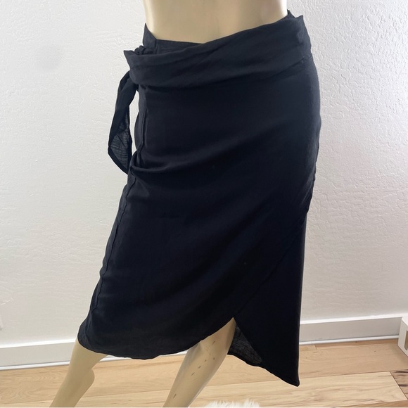 ASOS designs- black petite cover up sarong wrap skirt w side tie- US 6 - Picture 2 of 15
